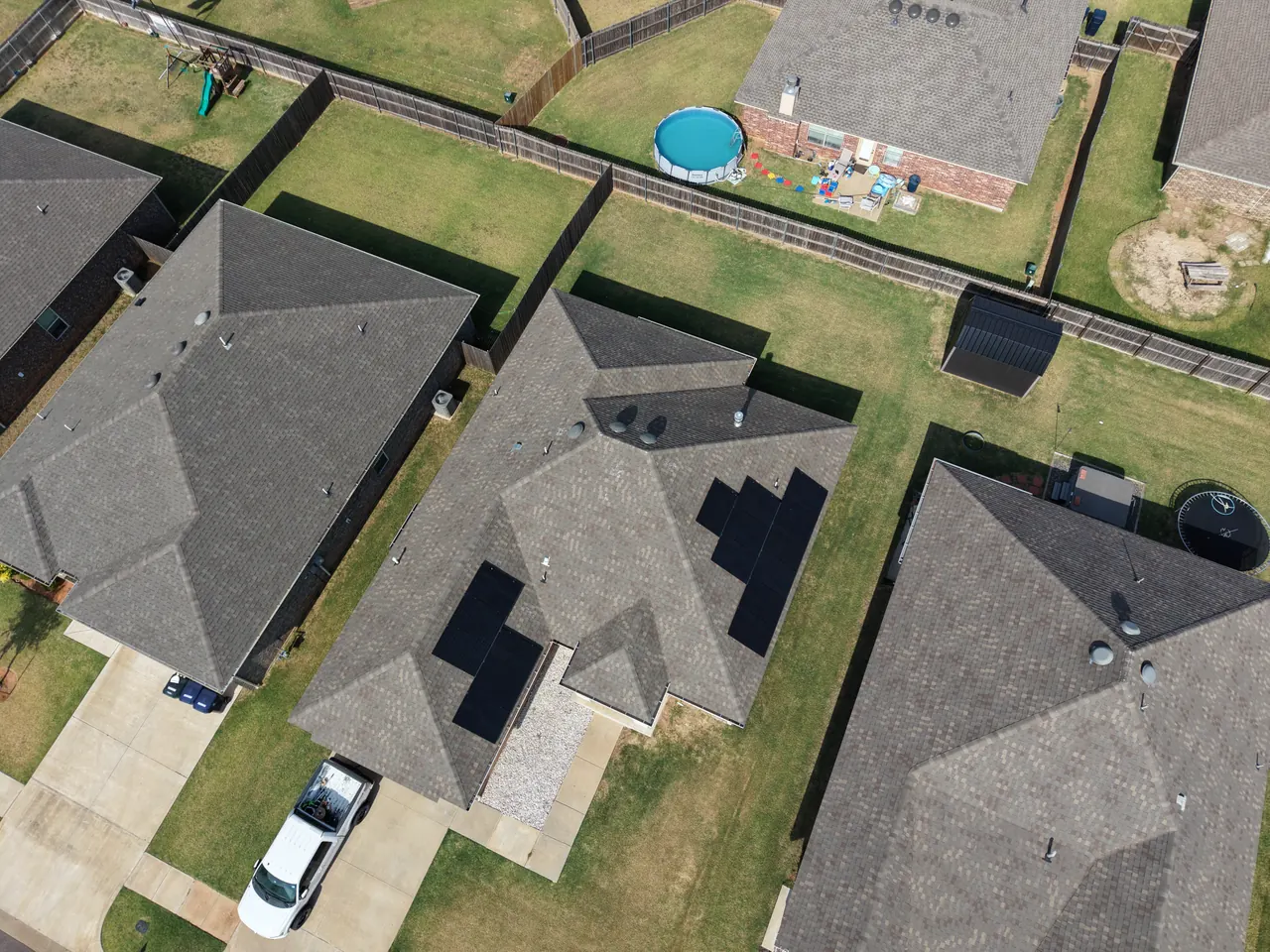 Affordable Solar rooftop panel project on a Yukon, Oklahoma home